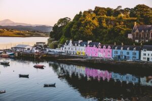 3-Day Isle of Skye and Scottish Highlands from Edinburgh - Day 1: Glencoe, Fort William, Eilean Donan Castle, then Portree