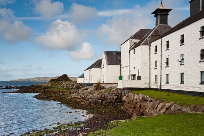 4-Day Islay & Whisky Tour Including Admissions from Edinburgh - Day 4: Inveraray Castle options and the ride back via Loch Lomond