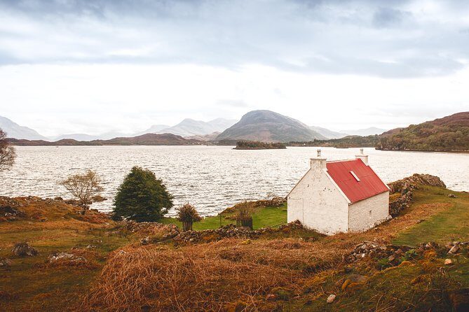 5-Day Highland Explorer and Isle of Skye Small-Group Tour from Edinburgh - Day 3 Torridon Post Office to Applecross and Bealach na Ba, then Plockton