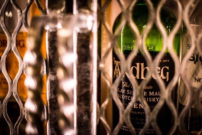 90min Underground Whisky Tasting in Edinburgh's Old Town - Entering the Lost Close: Edinburgh’s Old Town, below street level