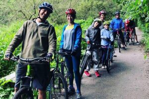 'A Wee Pedal's' Family Friendly Cycle Tour to Edinburgh's Coast - Craigmillar Park and the Craigmillar Castle area: easy riding with big-name scenery
