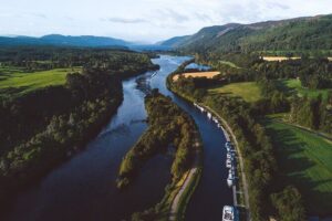 Caledonian Canal and Loch Ness Sightseeing Cruise - Cruising the Caledonian Canal: Castles, Lighthouse, and WW2 Clues