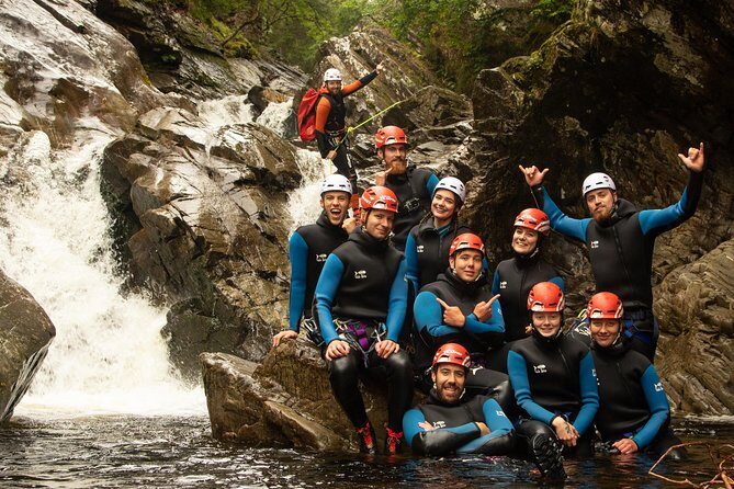 Discover Canyoning at Bruar Falls - Second stop: The Canyoning Company briefing that sets your confidence