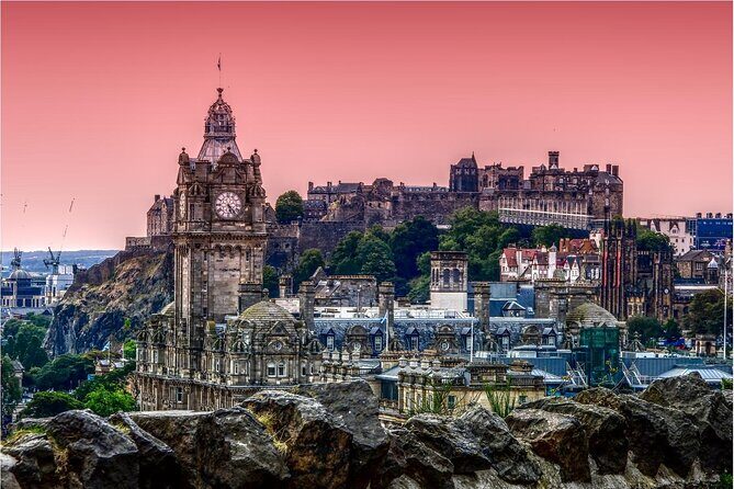 Edinburgh Castle Guided Tour - Tickets Included - Starting on the Royal Mile: why the tour begins where it matters
