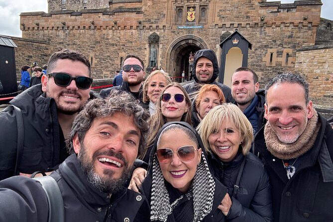 Edinburgh Castle & Royal Mile Walking Tour - Ticket Included - St Giles’ Cathedral and West Parliament Square: church, politics, and architecture