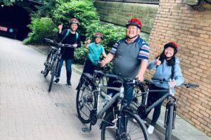 Edinburgh City Bike Tour - Choice of E-Bike or Manual - E-bike vs manual: the age rules that change everything