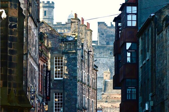 Edinburgh Food Tour with Scotch, Haggis, a Secret Dish & More - A bright modern museum stop: industry relics, natural history, and a café reset