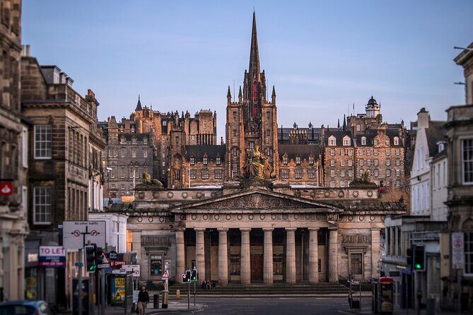 Edinburgh Full Day Walking Tour with Castle Included -Small Group - Key things to know before you go