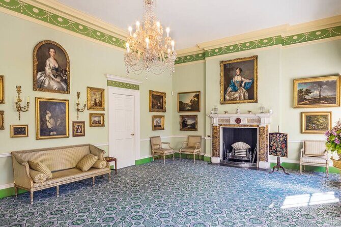 Edinburgh Full Day Walking Tour with Castle Included -Small Group - Start in the West End: Charlotte Square sets the tone fast