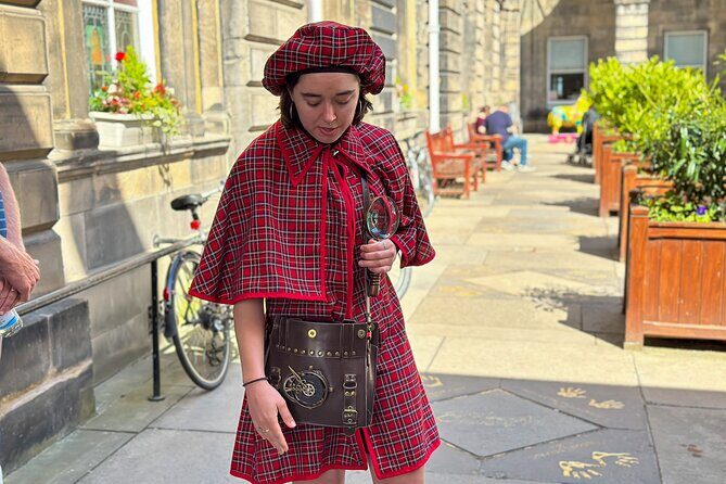 Edinburgh Historical Gems Tour with Whisky & Local Flavours - Price and Value: How $55.24 Makes Sense for Two Hours