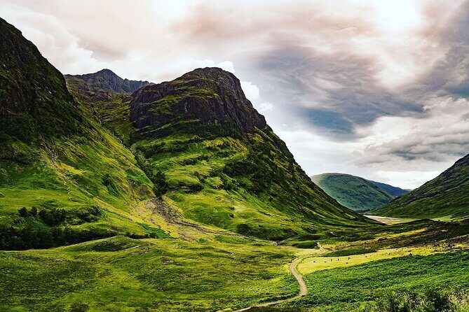 Edinburgh: Loch Ness, Glencoe & The Highlands - Callander rest stop: snacks, legs, and a Highland cow sighting if you’re lucky