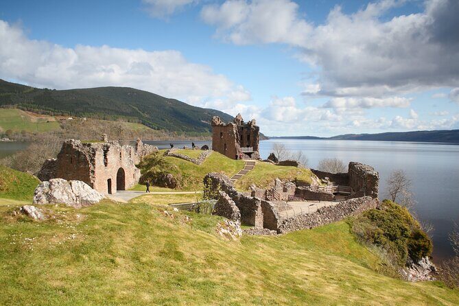 Edinburgh: Private Loch Ness Glencoe and The Highlands Tour - Laggan Dam viewpoint and the Pitlochry reset