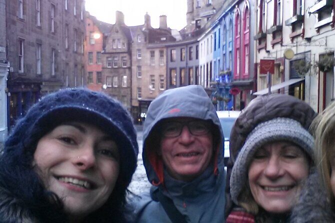 Edinburgh Private Tour with a Local - Highlights & Hidden Gems - Pickup, Meeting Point, and Getting Around Without a Private Vehicle