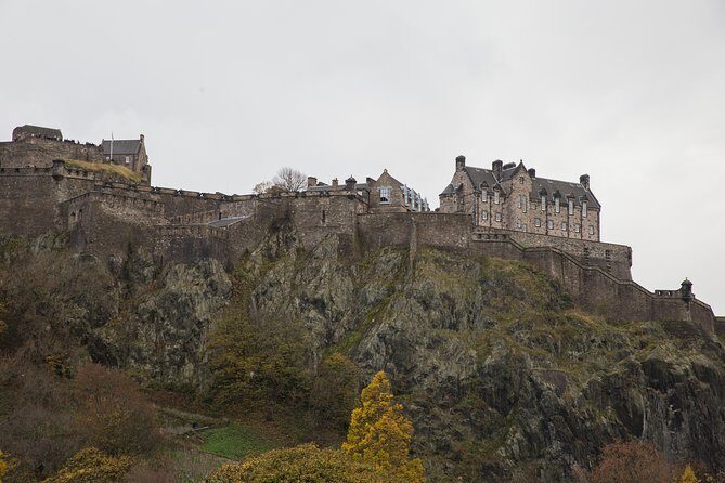 Edinburgh Skip-the-Ticket-Line Castle Walking Tour - After the tour: keep your ticket through closing