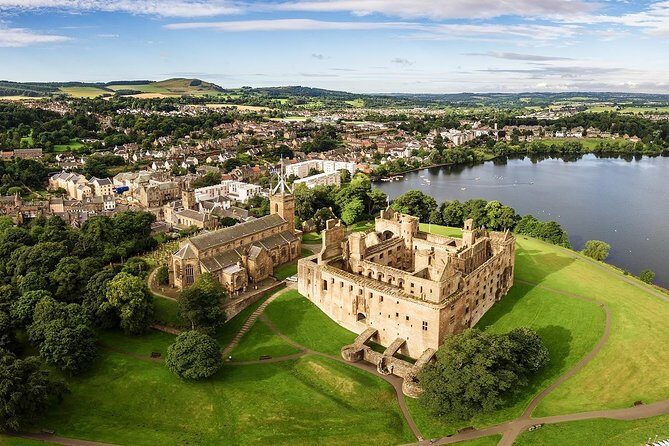 Edinburgh: The Outlander, Palaces & Jacobites Tour - Doune Castle and Stirling views: optional, but often worth it