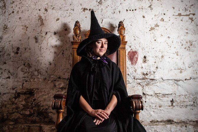 Edinburgh: Witches & Haunted History Walking Tour - North Berwick Witches from the Royal Mile