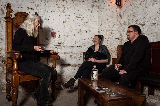 Evolution of Gin and Underground Gin Tasting in Edinburgh | 1hr - Who This Tour Fits Best (and Who Should Rethink)
