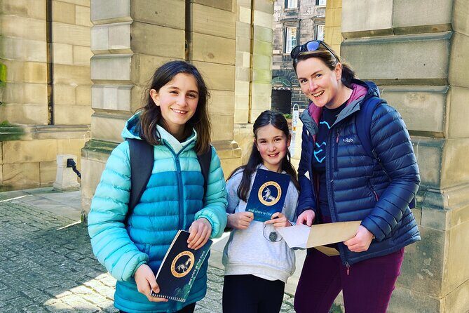 Fantastic Creatures of Edinburgh, and where to find them! - How the Old Town treasure hunt works (Stop 1: Old Town)