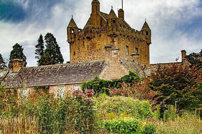 Full-Day Private Tour to Urquhart Castle Loch Ness and Inverness - Inverness Church Street stops: books, church walls, and Jacobite clues
