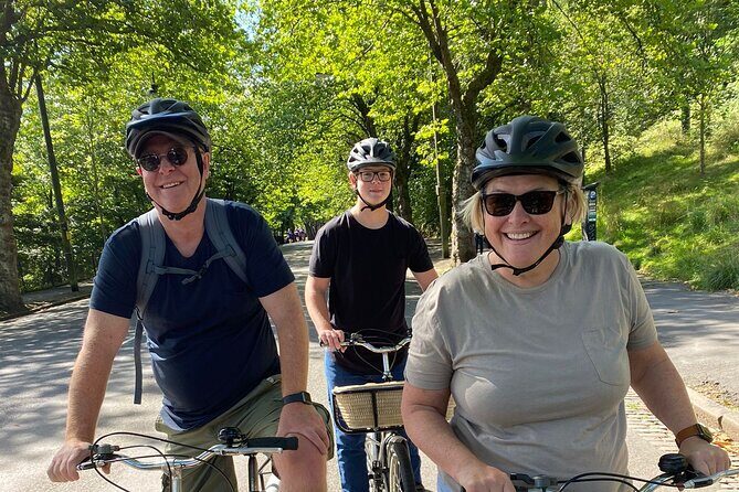 Glasgow Highlights Bike or Ebike Tour - Botanical Gardens and Kibble Palace: optional if timing cooperates