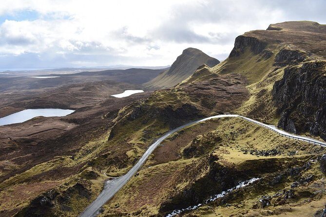Glasgow: Isle of Skye, The Highlands and Loch Ness - 3 Day Tour - Day 1 from Loch Lomond-area villages to Ben Nevis and on to Portree