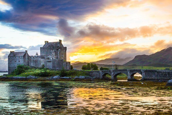 Glasgow: Isle of Skye, The Highlands and Loch Ness - 3 Day Tour - Portree at night: dinner strategy when you’re based on Skye