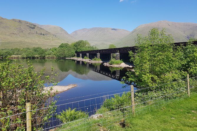 GREENOCK (GLASGOW) SHORE EXCURSION: Scotland Adventure Sightseeing Day Trip Tour - Stop 5: Inveraray town time—lunch and a real village feel