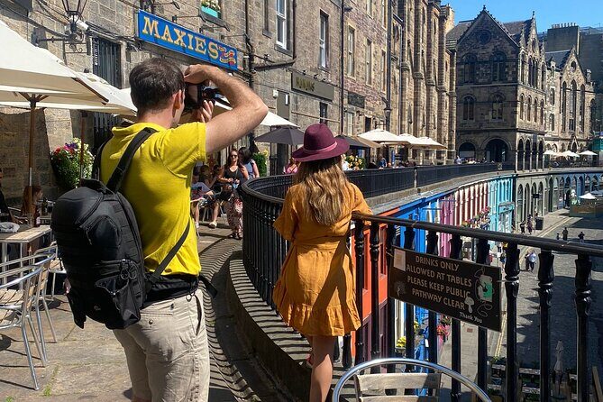 Guided 60-Minute Photography and sightseeing Tour in Edinburgh - Stop 4: Bakehouse Close for hashtag strategy that actually helps