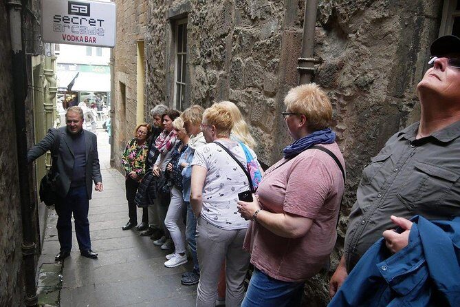 Guided Edinburgh Private Walking Tour - National Galleries Scotland: a smart weather fallback