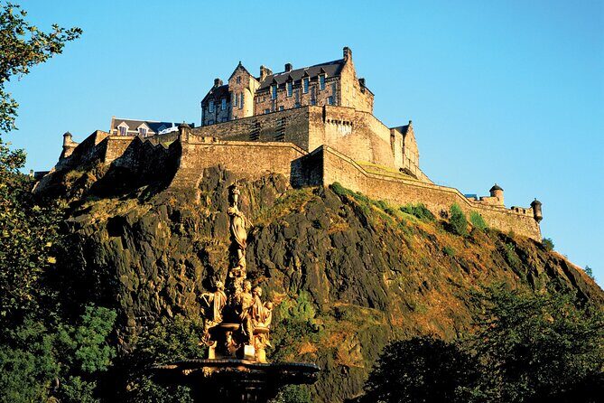 Harry Potter Tour & Edinburgh Castle Visit - Victoria Street to City Chambers: Diagon Alley energy and community impact