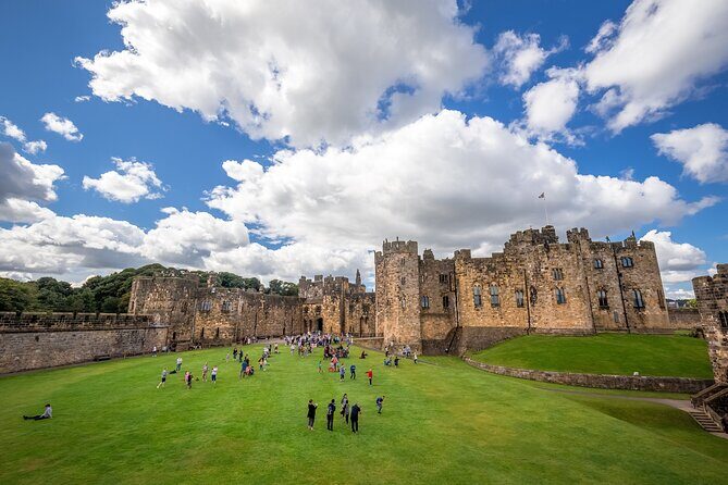 Harry Potter's Alnwick Castle and Scottish Borders Day Trip - Price and Value: What $88.73 Really Buys