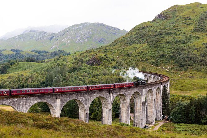 Hogwarts Express and Scottish Highlands Tour from Edinburgh - Mallaig: fishing village time before you board