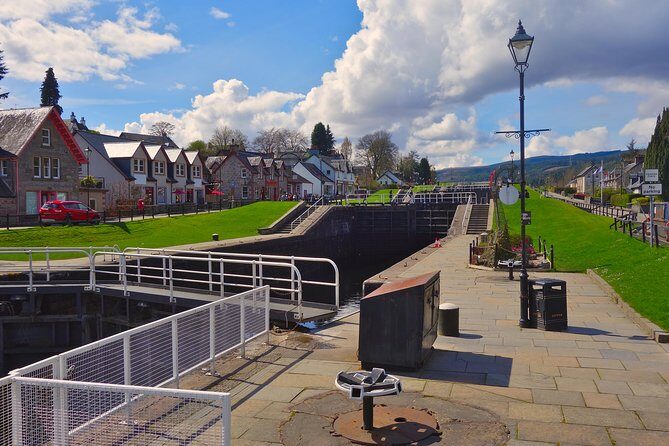 Inverness: Loch Ness & The Highlands - Weather, walking, and what to pack for a smooth day