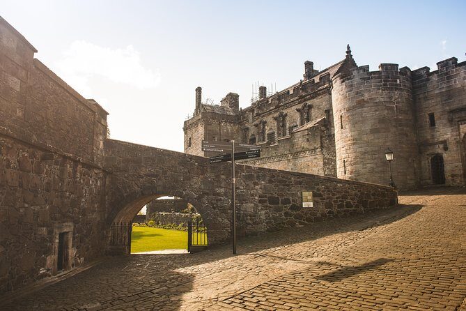 Loch Lomond, Kelpies & Stirling Castle Tour Including Admission - Price and Value: What $72.95 Buys in Real Life