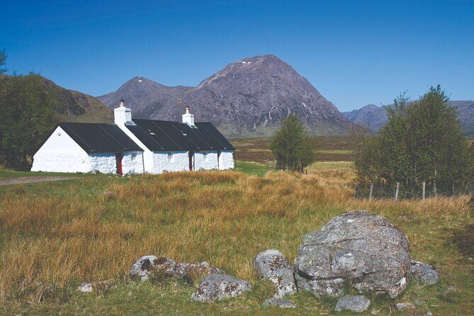 Loch Ness, Glencoe & Highland Small-Group Day Tour from Edinburgh - Riding the A9 south: scenery time and a final Perthshire refresh
