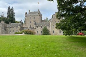 Loch Ness,cawdor castle,inverness,Culloden battlefield,& more from invergordon - Loch Ness First View, then Urquhart Castle’s Dramatic Ruins
