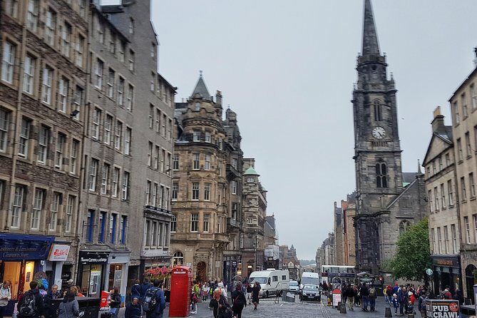 Old Town Historical and Underground Tour - Where you start: 124 High Street and the easy-going walk