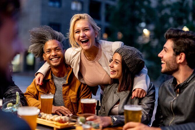 Pints & Past: Glasgow Pub Tour Private Tour - Merchant City start: quick orientation with a lot of choices nearby