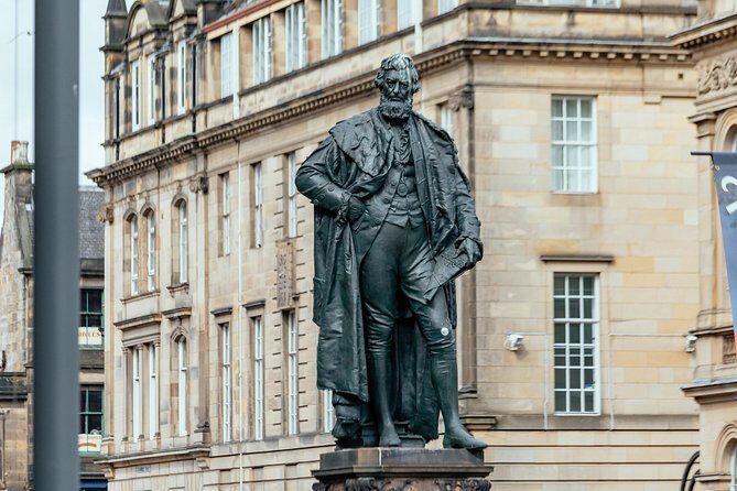 Private City Kickstart Tour: Edinburgh - A Stop-by-Stop Feel for the Flow (So You Don’t Get Surprised)