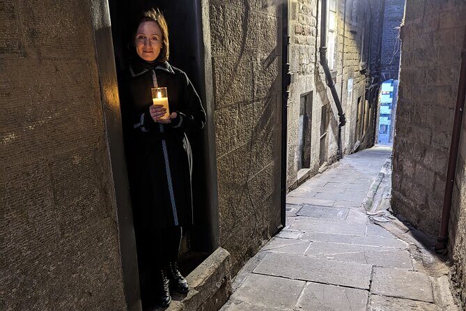 Private Dark History Tour: Eerie Edinburgh - The Royal Mile: from tourist hot spot to past health hazard