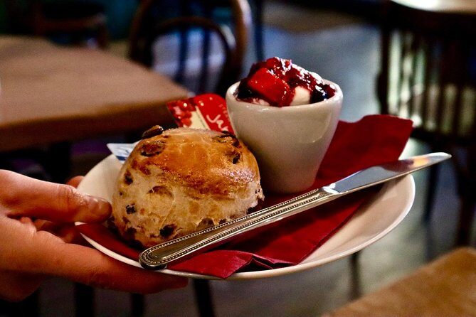 Private Food Tour of Edinburgh with Haggis, Scotch & More - Who this tour suits best (and who might want another option)