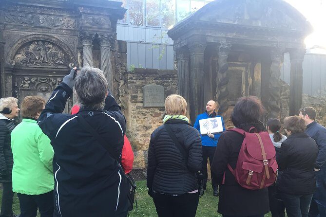 Private Greyfriars Kirkyard history tour - Who should book this Greyfriars Kirkyard history tour