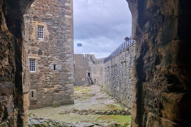Private Travel to Outlander Filming Locations Across Scotland - Private Group Travel With Local Outlander Fans: What You Gain