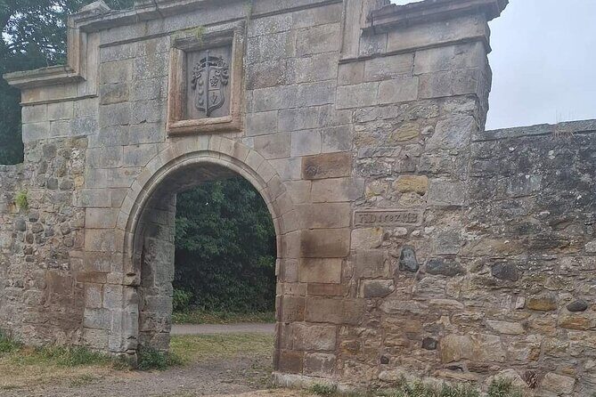 Private Travel to Outlander Filming Locations Across Scotland - Blackness Castle: Fort William, Coast Views, and Real Photo Momentum
