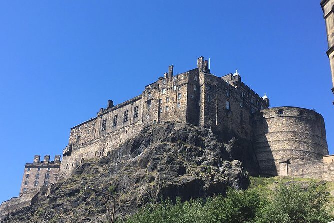 Private Walk: Edinburgh Old Town and New Town - Pickup and meeting: starting right where you are