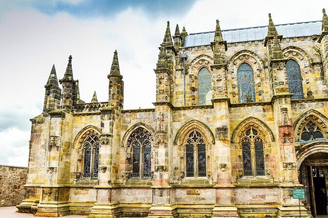 Rosslyn Chapel and Scottish Borders Small-Group Day Tour from Edinburgh - Scott’s View over the Tweed Valley: photos and fresh air