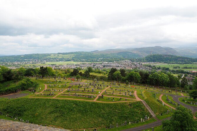 Rosslyn Chapel, Dunfermline Abbey and Stirling Castle Day Tour - Timing, weather, and pacing: how to make the day feel smooth
