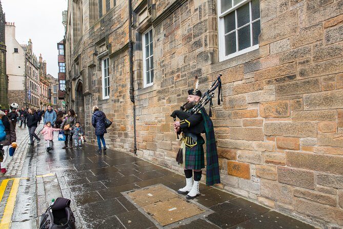 Royal Edinburgh Ticket - Hop-On Hop-Off and Attraction Admissions - Who this ticket suits best