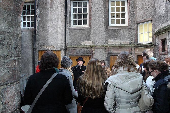 Royal Mile and Edinburgh Castle - Small Group Walking Tour - Parliament Square and the Parliament House area: power in a tight space