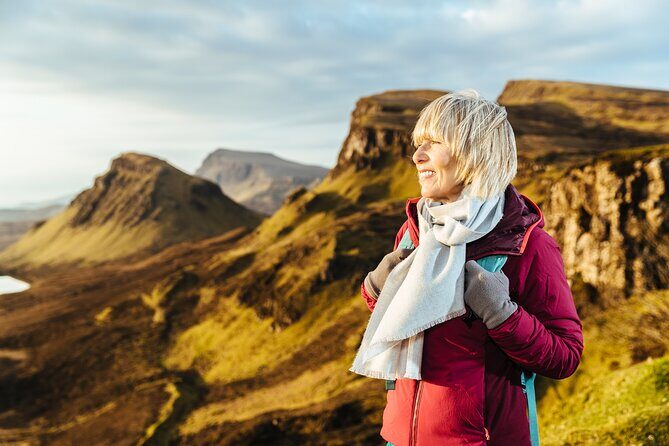 Skye Explorer Hiking Day Tour - Portree harbor break: where lunch can be more than an afterthought